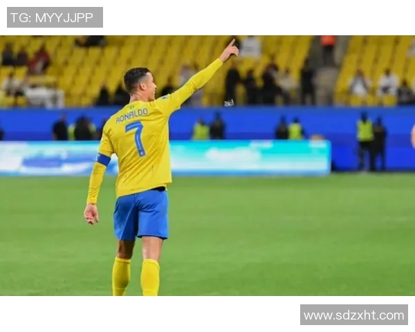 C罗再显锋芒为利雅得胜利打入关键进球助球队迎来胜利