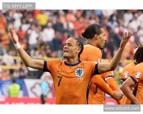 亨内斯因伤无缘德甲,或将缺席国际比赛,重返或成疑 亨内斯因伤无缘德甲,或将缺席国际比赛,重返或成疑